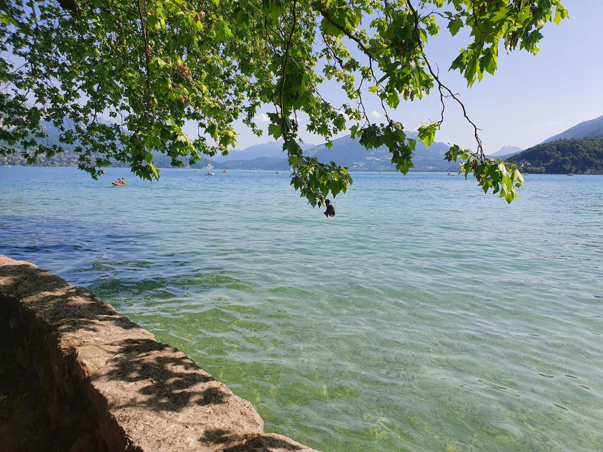 Hyper Centre Annecy Et Bord Du Lac Exterior photo